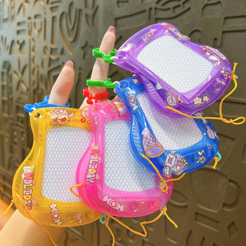 VNM Mini Tablă Magnetică de Scriere – Breloc, Plastic, Ambalaj Individual, Gata de Cadou, Pandantiv Drăguț pentru Studenți