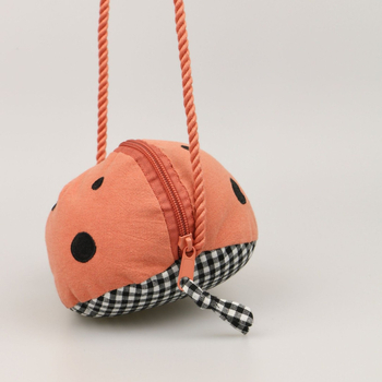 Dječja crossbody torba u obliku bubamare, unisex, za malu djecu, pamuk vanjski materijal, podstava poliester-pamuk, proljeće 2024 (Unisex, mala djeca, pamuk vanjski, podstava poliester-pamuk, proljeće 2024)