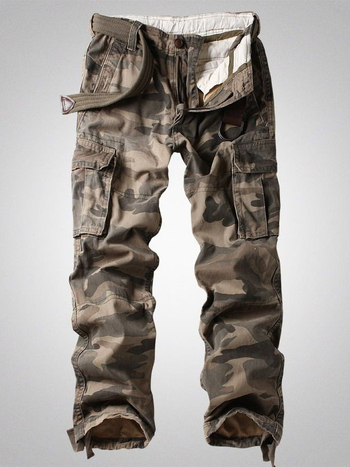 Камуфлажни cargo панталони с множество джобове, средна талия, колан, копчета