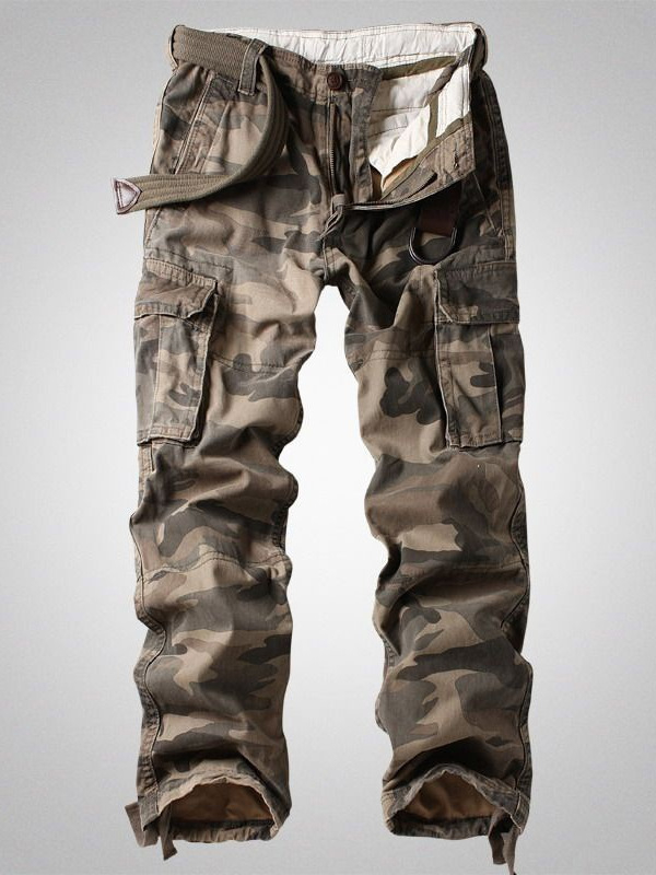 Камуфлажни cargo панталони с множество джобове, средна талия, колан, копчета