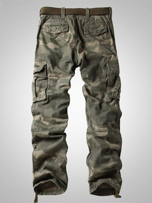 Камуфлажни cargo панталони с множество джобове, средна талия, колан, копчета