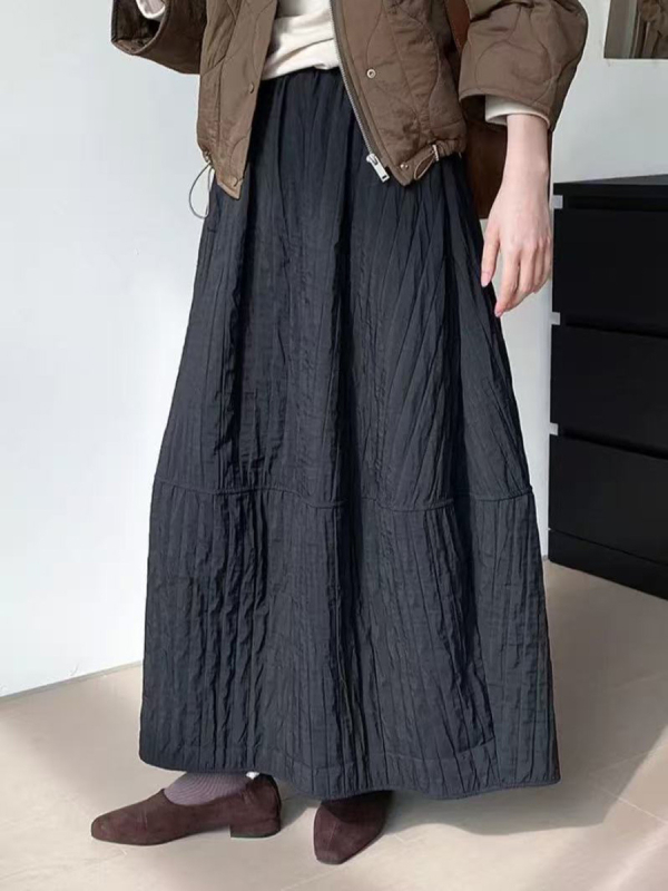 Duga suknja u stilu kišobrana, elastični pojas, prugasti uzorak, poliester-nijlon smjesa, književno-retro stil.