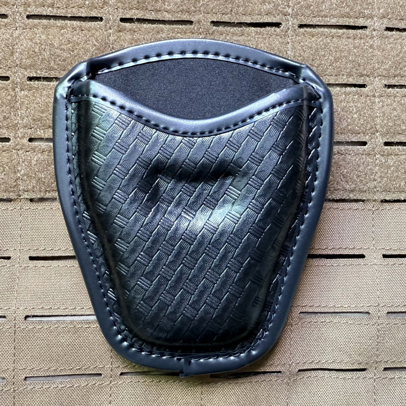 Nyitott felső bilincs tok övre rögzíthető, gyorsoldó, 1680D nylonból, taktikai kiegészítő táska