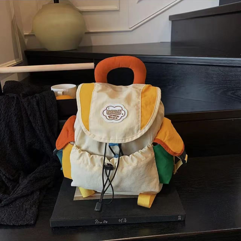 Dječji unisex ruksak od najlona, lagan, sa zaštitom kralježnice i zakrivljenim naramenicama