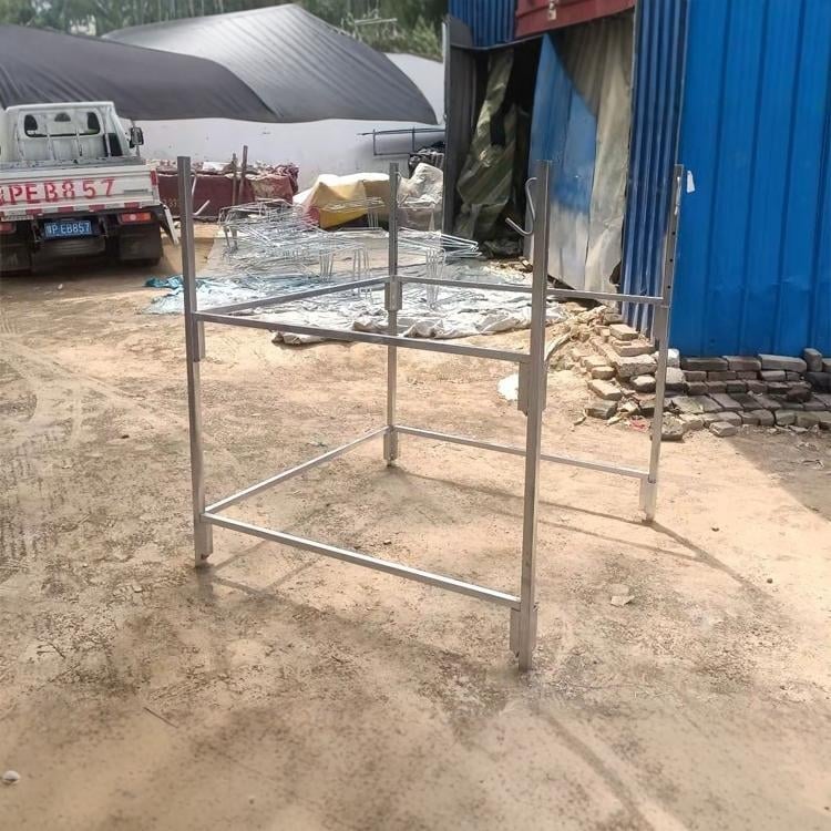 Geantă rotundă pentru ambalaje cu buzunare mobile detașabile și cadru de susținere din cauciuc