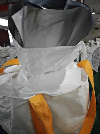 Kontejnerska vreća s četiri podizna prstena i unutarnjom aluminijskom folijom, tkanina za rasuti teret (nosivi materijali: plastika, cement, žitarice, minerali, kemijska industrija)