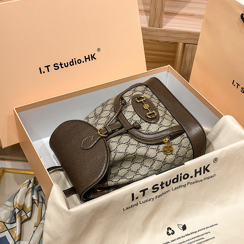 Női városi stílusú hátizsák poliészter-pamut keverékből, kapacitás 20 L alatt, 10 hüvelykes laptophoz, üzleti utazásokhoz