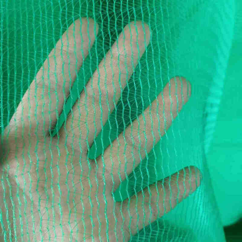 Plasă de protecție pentru schele în șantiere – anti-cădere, plasă densă, rezistentă la foc