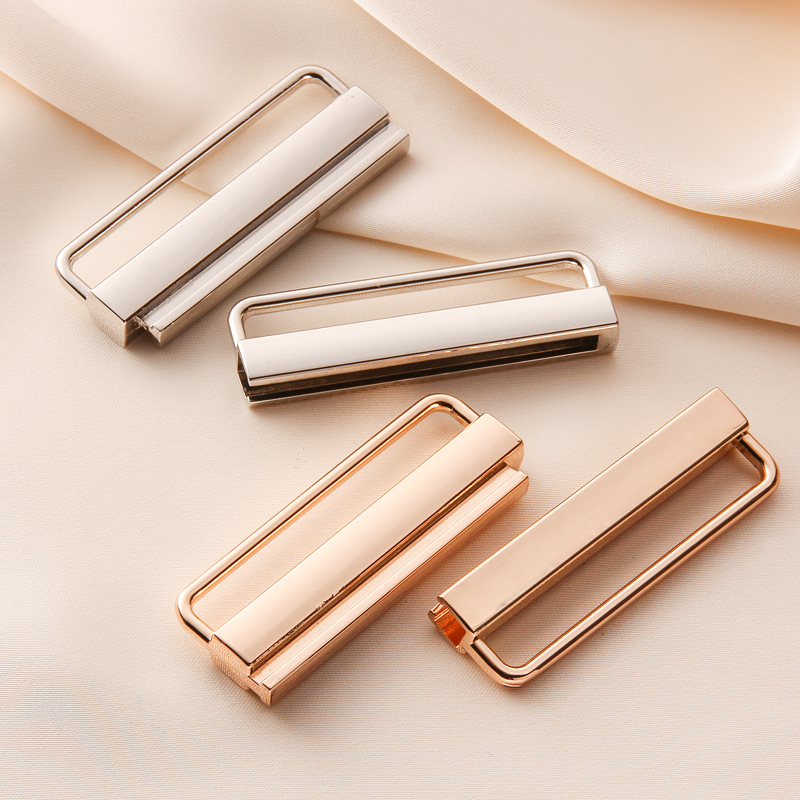 Αγκράφα ζώνης από κράμα με επιχρυσωμένο μεταλλικό κουμπί για παλτά (Υλικό: Κράμα; Δομή: Αγκράφα; Εμβέλεια εφαρμογής: βαμβακερό παλτό, μπουφάν, ζώνη, παλτό με γούνα, μάλλινο παλτό; Μάρκα: Chen sheng)