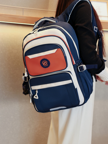 Ученическа раница: лека, водоустойчива, оксфорд плат, голям обем, презрамки с въздушна възглавница