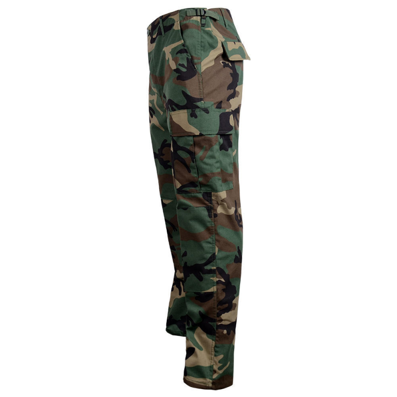 Мъжки костюм БДУ камуфлаж – дишащо и износоустойчиво облекло за outdoor тренировки с дизайн четири джоба, памучно-полиестеров състав (35% памук / 65% полиестер), камуфлажен принт, за целогодишно носене