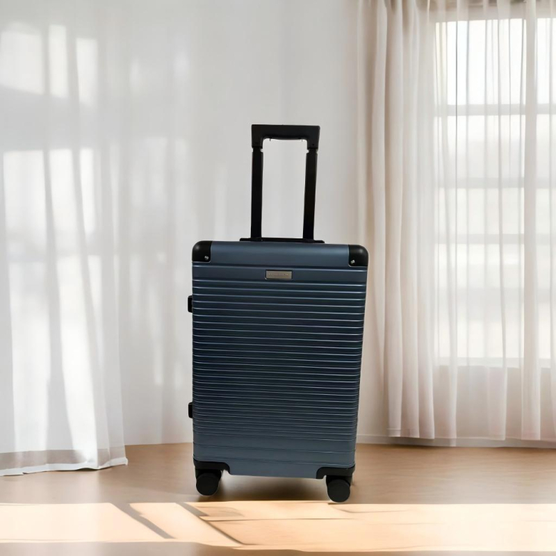 Putni kovčeg od aluminijskog legura, tvrdi kućište, TSA zaključavanje, univerzalni kotači, zapremina 56–75 L
