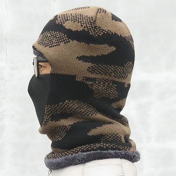 Kerékpáros maszk camuflált mintával, téli kötött sapka beépített fleece nyakmelegítővel és fülvédővel, poliészter