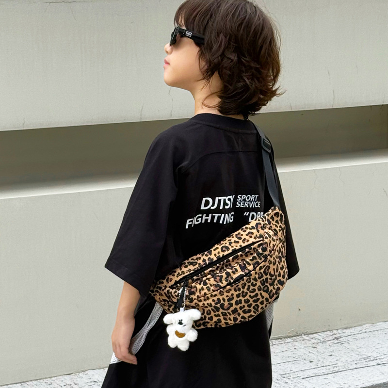 Gyerekeknek készült vászon keresztpántos táska leopard mintával, ultra könnyű, uniszex, 3 éves kortól