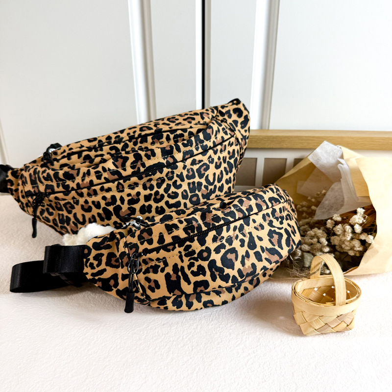 Gyerekeknek készült vászon keresztpántos táska leopard mintával, ultra könnyű, uniszex, 3 éves kortól