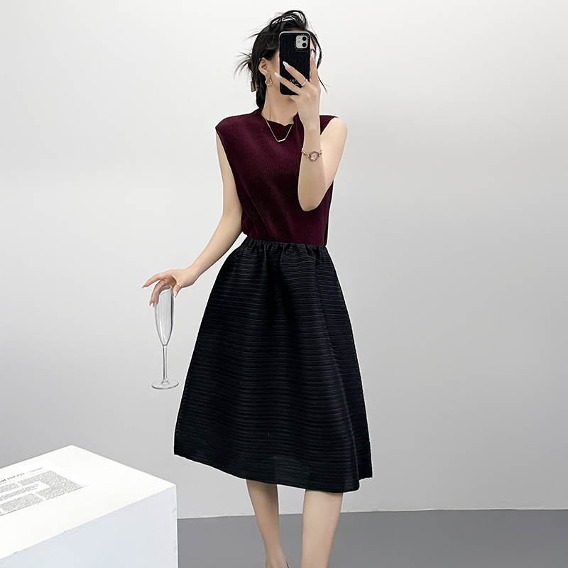 Miyake stil plisirana midi suknja za žene, slobodan kroj, jednobojna, elastičan pojas, A-linija