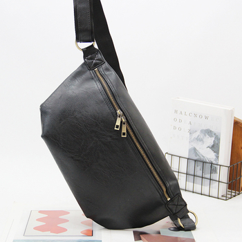 Férfi mellkas táska PU anyagból, kopásálló, poliészter bélés, utcai stílus