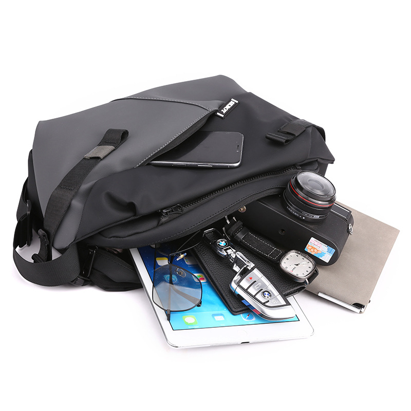Muška crossbody torba za poslovna putovanja, PU materijal, otporna na habanje, proširiva, olakšava nošenje