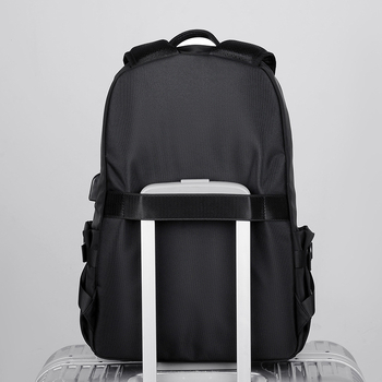 Torba Bin O Kangaroo 5012, Oxford tkanina, gradski minimalistički stil, sustav zakrivljenih naramenica, poliester podstava