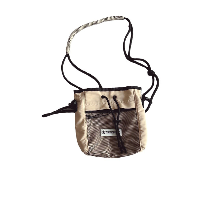 Dječja crossbody torba – slamnata materija, prozračna, podstava najlon, karirani uzorak, pogodno za predškolsku dob, ljeto 2024