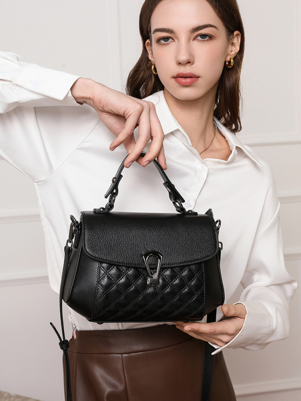 Kožna mala kvadratna torbica inspirirana Chanelom, srednje veličine, za rameno i crossbody