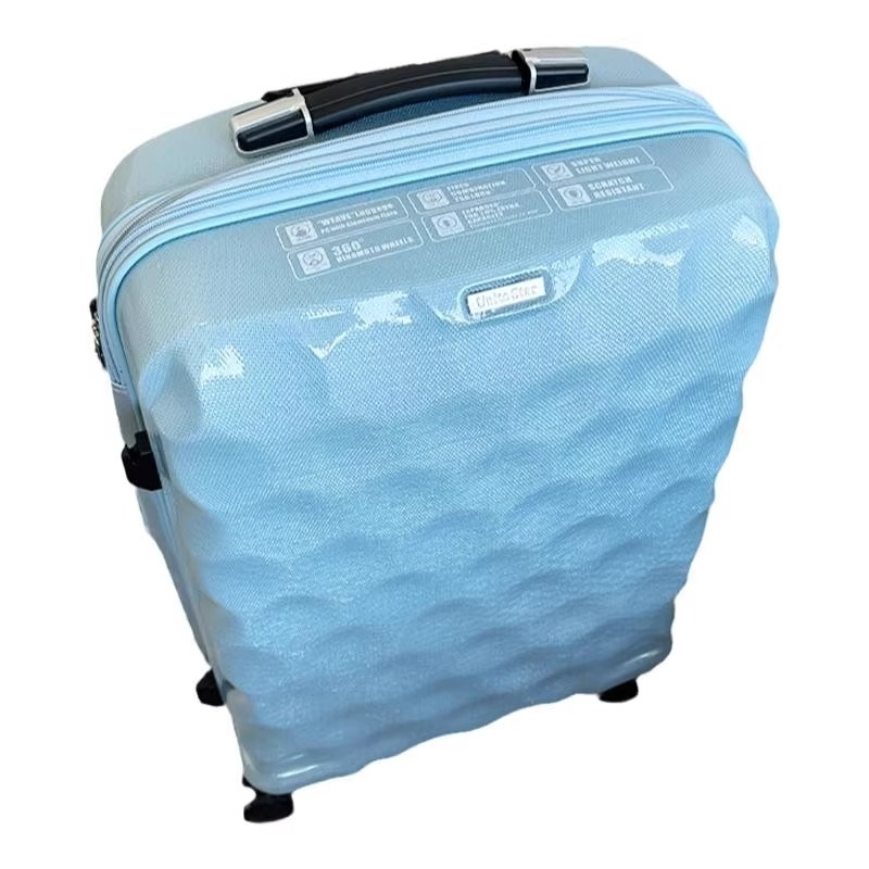 Izuzetno lagan kofer od karbonskih vlakana i PC-a, 20 inča, 2 kg, 360° spinner kotači, TSA kombinacijska brava