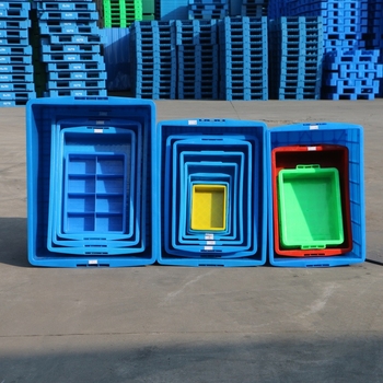 Cutie turnover din plastic HDPE cu capac, rezistentă la apă și coroziune, grosimea peretelui 1.5–2.0 mm, capacitate de încărcare 5–50