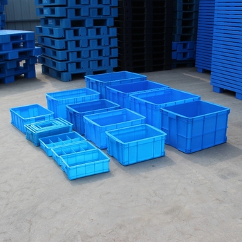 Cutie turnover din plastic HDPE cu capac, rezistentă la apă și coroziune, grosimea peretelui 1.5–2.0 mm, capacitate de încărcare 5–50