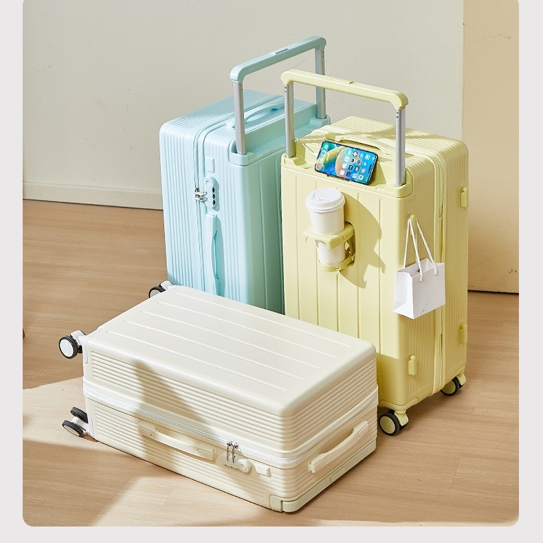 Putna torba s univerzalnim kotačićima, ABS+PC materijal, zatvarač, teleskopska ručka, običan kombinacijski zaključak