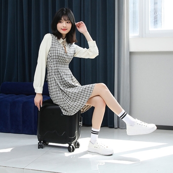 Valiză cabină cu husă tare ABS+PC, 36–55 L, 2.5 kg, roți universale, protecție anti-furt