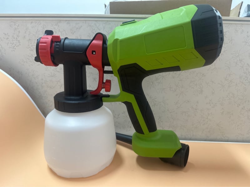 Ενσωματωμένο ηλεκτρικό πιστόλι ψεκασμού βαφής με επαναφορτιζόμενη μπαταρία λιθίου, 20V/20W, ακροφύσιο 2.6 mm, δεξαμενή 1200 ml