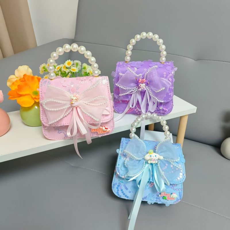 Crossbody torba s bisernom mašnicom, anime uzorak, PU materijal, bez podstave, za predškolke — slatka svakodnevna torbica
