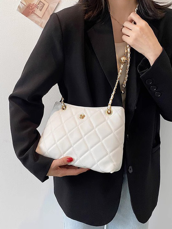 Crossbody torba s velikim kapacitetom, quilt PU materijal, lančani remen, gradski stil, vodoravno kvadratnog oblika