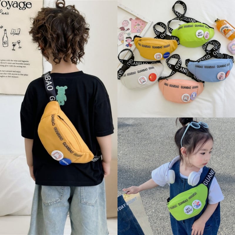 Dječja crossbody torba s natpisom i bedžem, od Oxford platna s poliesterom
