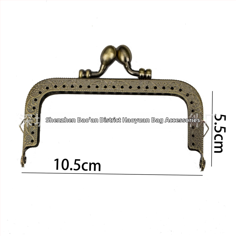 Železný rám na peňaženku so dvomi ušami, štvorcový vyvýšený vzor a boxový zámok