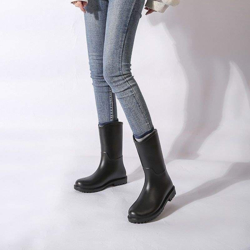 Дамски ботуши за дъжд - средна височина на тръбата, PVC горна част, несклъзващи се водоустойчиви гумени ботуши, есенно-зимни