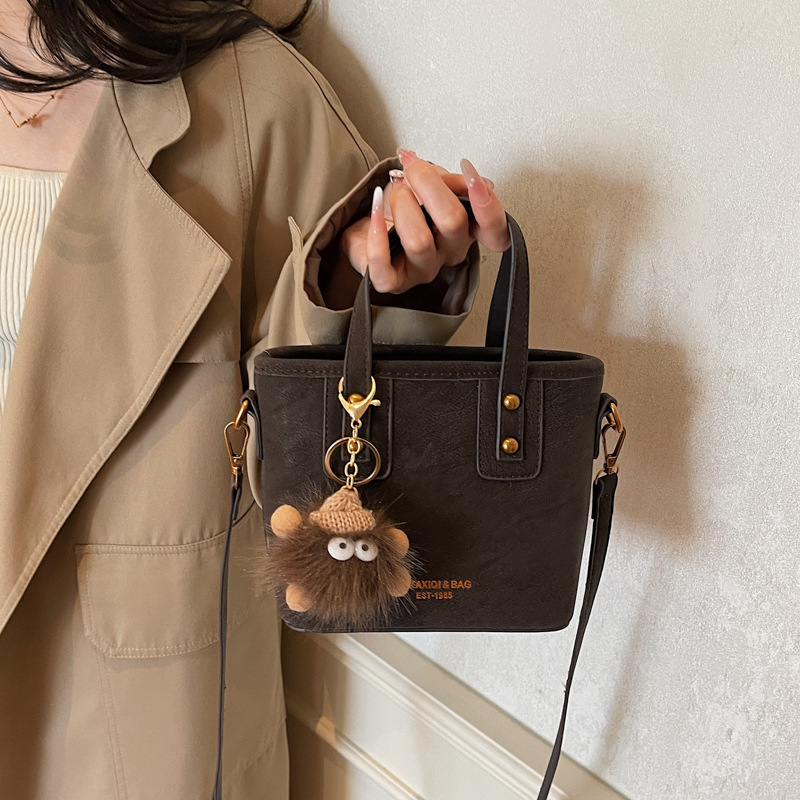 PU bucket crossbody torba sa zip zatvaračem, unutarnji džepovi za telefon i dokumente, poliester podstava, zimska kolekcija 2025