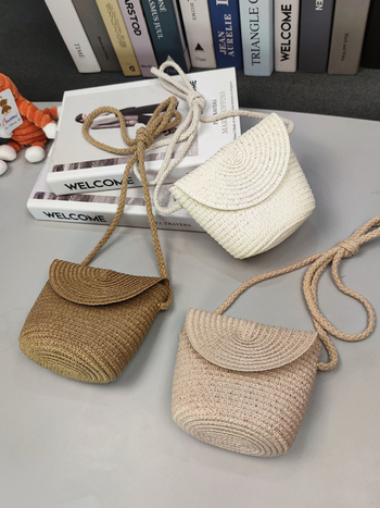 Pletena slamena torba za djecu, slatka crossbody torba s dizajnom školjke i DIY detaljima, ljetna torba za plažu