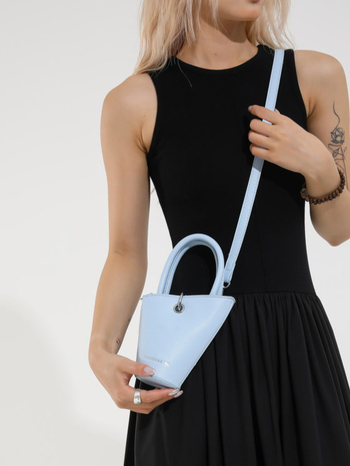 Ženska crossbody torba s asimetričnim dizajnom, mini košarica, PU koža, podstava poliester, prozračna i otporna, jesen-zima 2025