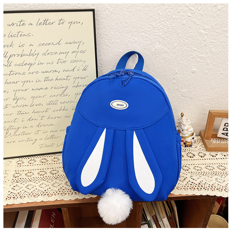 Dječji ruksak s motivom zeca, ultralak, najlon, poliesterska podstava, naramenice s zračnim jastukom