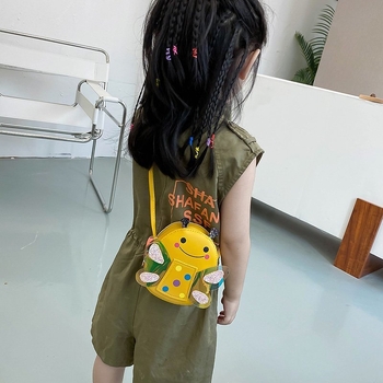 Dječja torbica preko ramena s motivom pčelice – PU materijal, podstava od poliestera, otporna na habanje, za predškolce, sladak stil