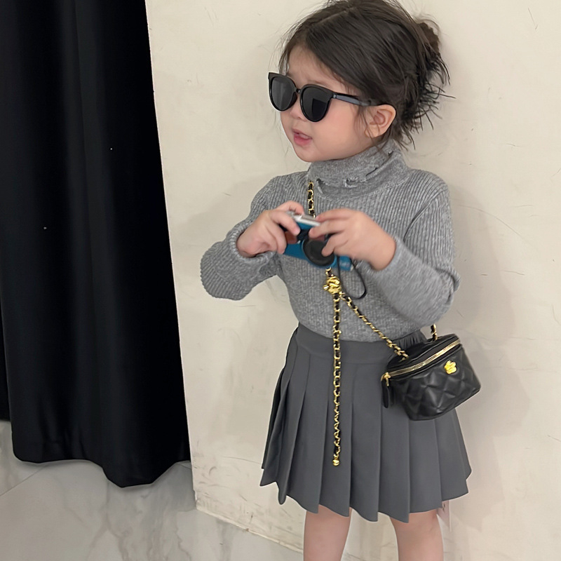 Gyerekeknek tervezett mini crossbody táska kamellia motívummal, állítható vállpánt, PU anyag, rendkívül könnyű, box-stílus