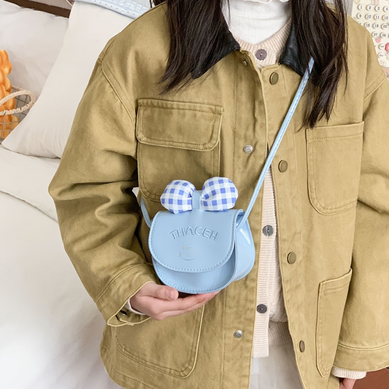 Dječja crossbody torbica • PU materijal • Ultra lagana • Za predškolsku dob • Anime crtani uzorak