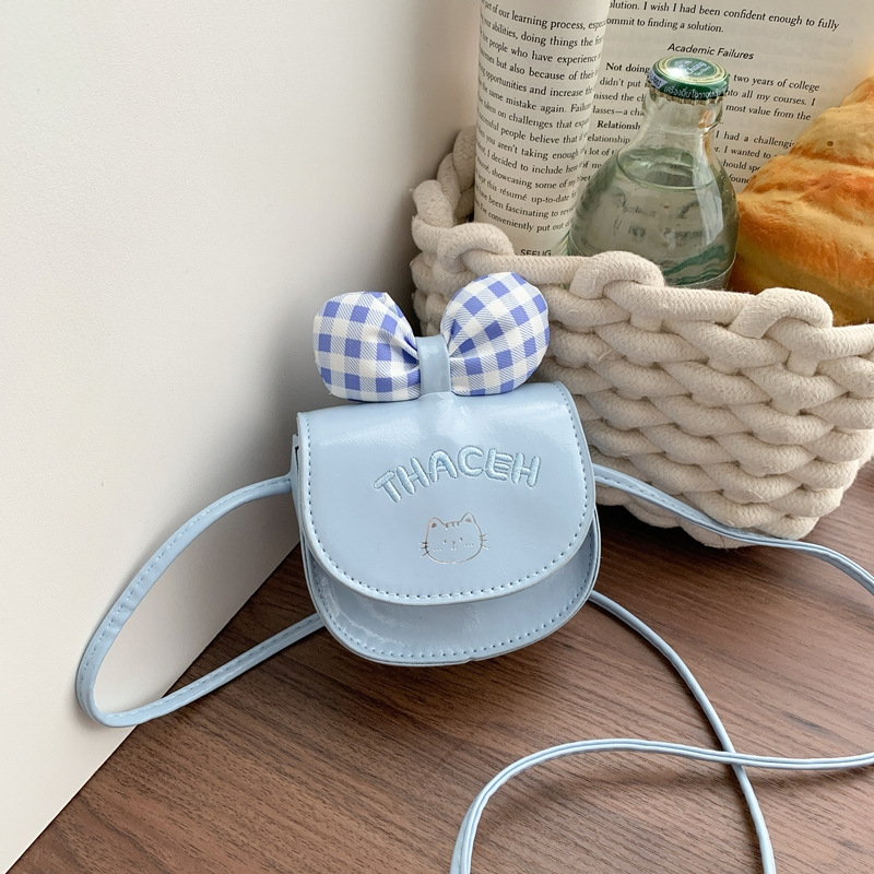 Dječja crossbody torbica • PU materijal • Ultra lagana • Za predškolsku dob • Anime crtani uzorak