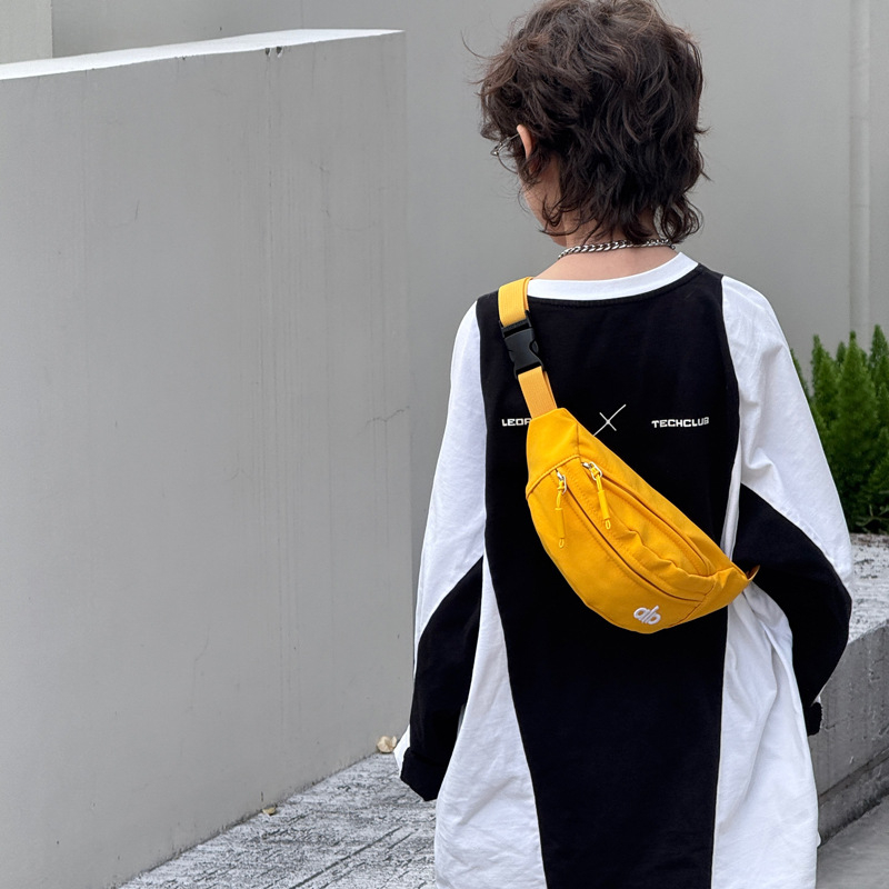 Dječja crossbody torba – lagana najlonska torba, velika kapaciteta, gradski stil, podstava od poliestera, unisex
