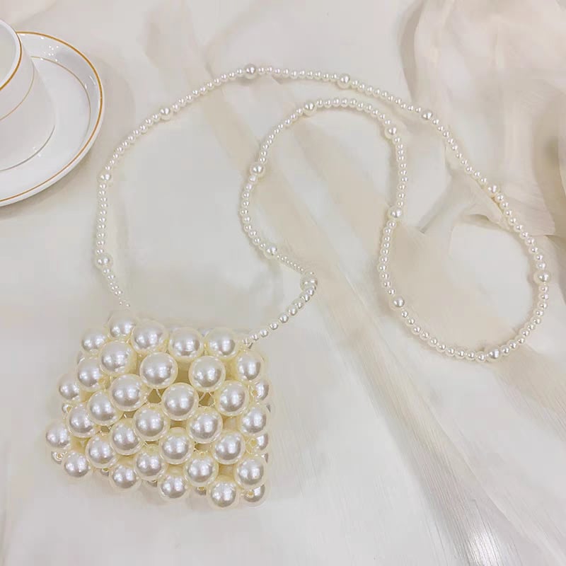 Плетена детска чанта за рамо с перлени акценти, акрилна, хоризонтална квадратна форма, вътрешно отделение с цип, без подплата, две презрамки, пролет 2024