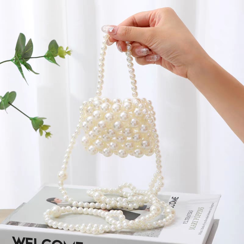 Плетена детска чанта за рамо с перлени акценти, акрилна, хоризонтална квадратна форма, вътрешно отделение с цип, без подплата, две презрамки, пролет 2024