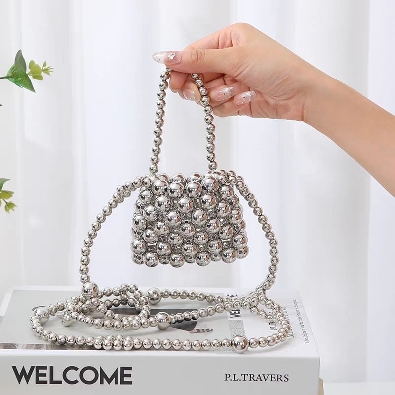 Плетена детска чанта за рамо с перлени акценти, акрилна, хоризонтална квадратна форма, вътрешно отделение с цип, без подплата, две презрамки, пролет 2024