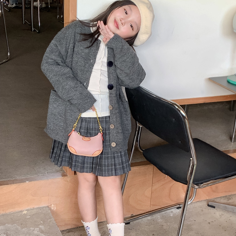 Djevojačka mini crossbody torbica, PU materijal, uzorak slova, podstava od poliester, prozračna i otporna