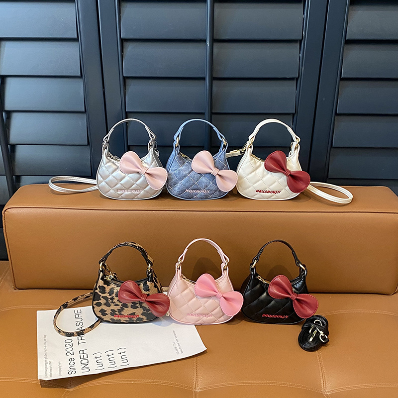 Детска чанта през рамо с принт на коте, квилтиран дизайн и панделка аксесоар, PU материал, унисекс за деца в детска градина